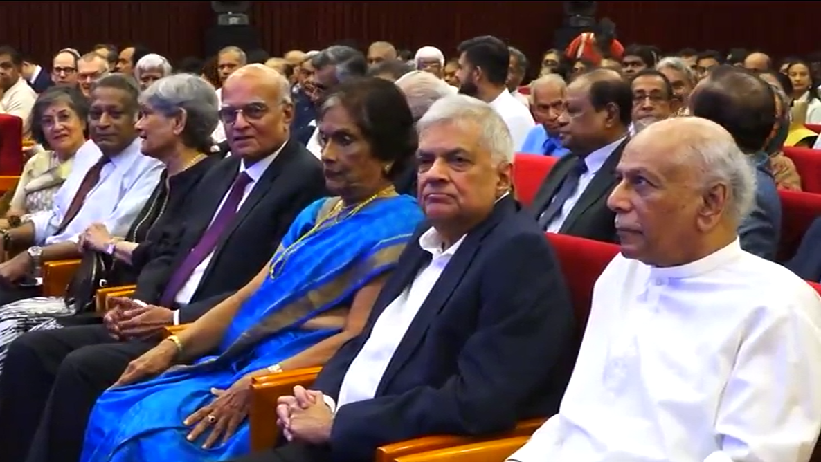 චන්ද්රිකාගෙ “80” ට ඔක්කොම යාලුවො ඇවිත් චන්ද්රිකාගෙ “80” ට ඔක්කොම යාලුවො ඇවිත්