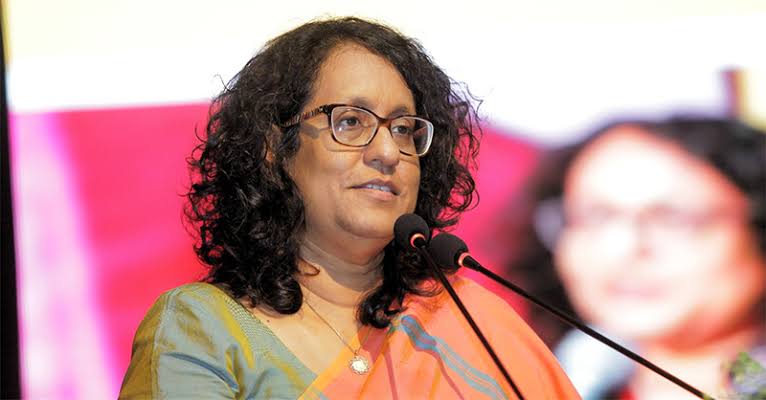 නව අධ්යාපන ප්රතිසංස්කරණ ගැන පක්ෂ – විපක්ෂ මන්ත්රීවරුන්ට අගමැතිනියගෙන් පාඩමක් නව අධ්යාපන ප්රතිසංස්කරණ ගැන පක්ෂ – විපක්ෂ මන්ත්රීවරුන්ට අගමැතිනියගෙන් පාඩමක්