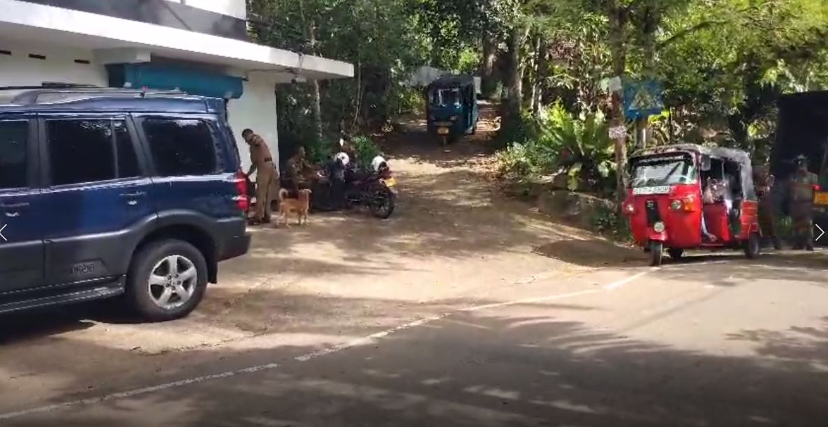 කහවත්ත, පලන්සුරියගම ප්රදේශයට පොලිස් විශේෂ කාර්ය බලකා සහ පොලිස් ආරක්ෂාව කහවත්ත, පලන්සුරියගම ප්රදේශයට පොලිස් විශේෂ කාර්ය බලකා සහ පොලිස් ආරක්ෂාව