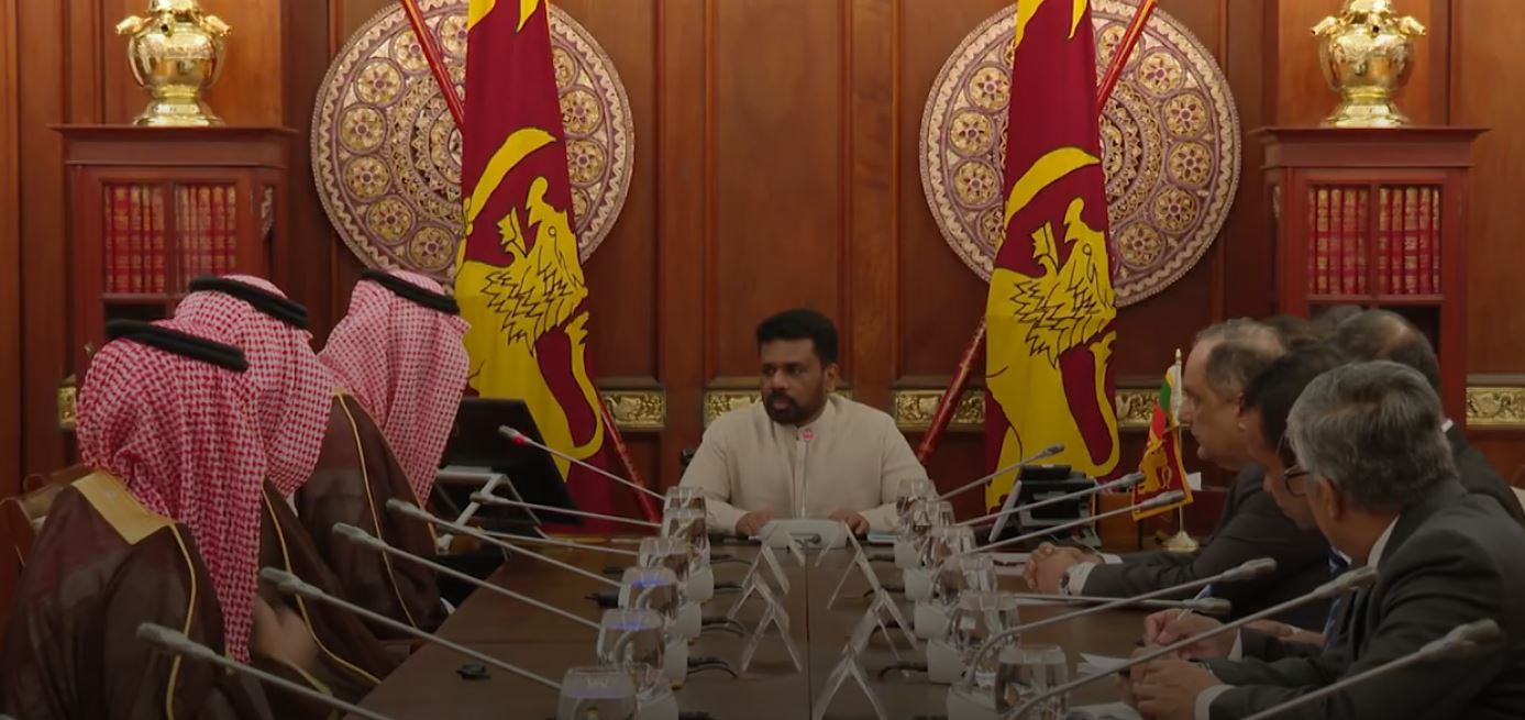 සෞදි සංවර්ධන අරමුදලේ නියෝජිතයින් හා ජනපති අතර හමුවක් සෞදි සංවර්ධන අරමුදලේ නියෝජිතයින් හා ජනපති අතර හමුවක්