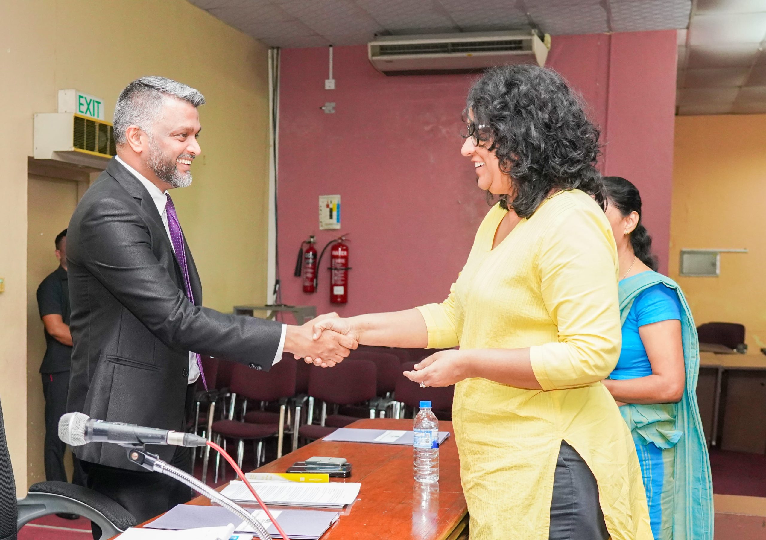 යුනෙස්කෝ වේ ශ්රි ලංකාව සදහා වු ජාතික කොමිෂන් සභාවේ නව නිලධාරී මණ්ඩලය මෙන්න යුනෙස්කෝ වේ ශ්රි ලංකාව සදහා වු ජාතික කොමිෂන් සභාවේ නව නිලධාරී මණ්ඩලය මෙන්න