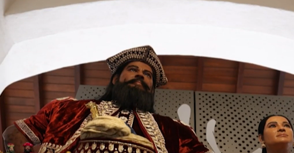 ඉටි කෞතුකාගාරයක් වූ ඇහැළේපොළ වලව්ව (VIDEO)