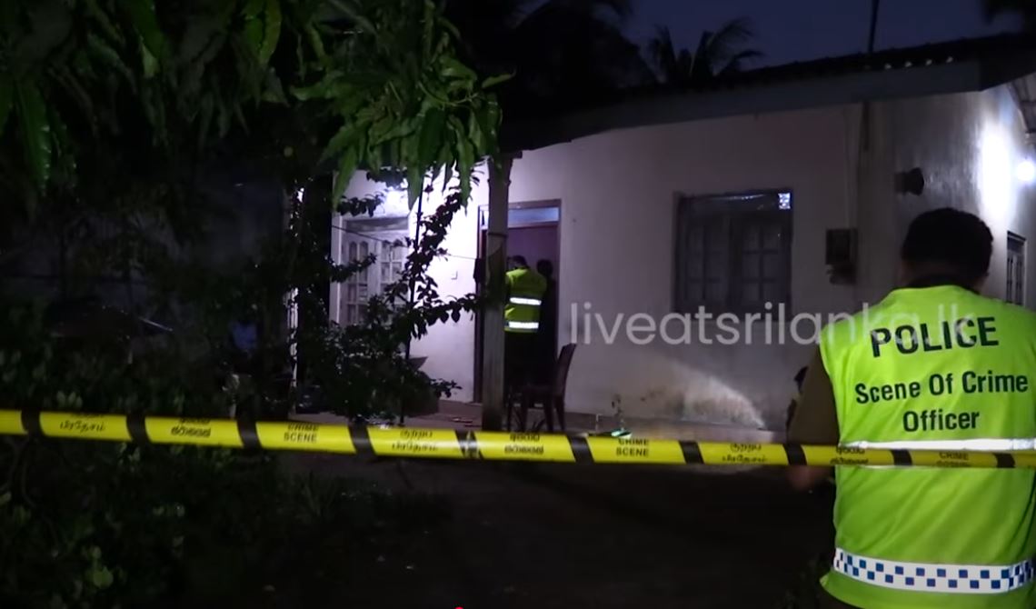 පාතාලය අදත් ඇවිලෙයි – පානදුරේ වෙඩි තැබීමත් පාතාල ගැටුමක් බවට සැක (VIDEO) පාතාලය අදත් ඇවිලෙයි – පානදුරේ වෙඩි තැබීමත් පාතාල ගැටුමක් බවට සැක (VIDEO)