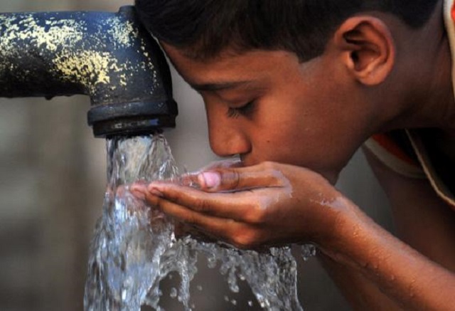 ජලය පරිහරණය කරනේ ප්රවේශමෙන් – ජල සම්පාදන හා ජලාපවහන මණ්ඩලයෙන් ඉල්ලීමක් ජලය පරිහරණය කරනේ ප්රවේශමෙන් – ජල සම්පාදන හා ජලාපවහන මණ්ඩලයෙන් ඉල්ලීමක්