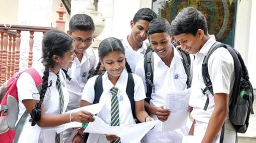 විශ්වවිද්‍යාල ප්‍රවේශයට කඩඉම් ලකුණු නිකුත් කෙරේ