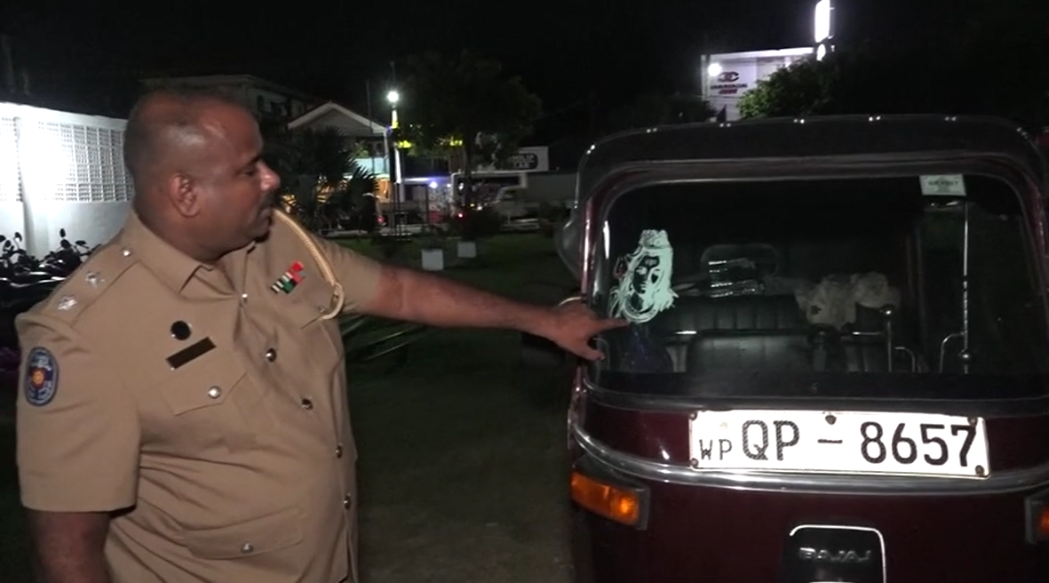 ඩුබායි සිට මෙහෙය වූ ඊසි කෑෂ් හෙරොයින් ජාවාරමෙක් කළුතර දී අල්ලයි ඩුබායි සිට මෙහෙය වූ ඊසි කෑෂ් හෙරොයින් ජාවාරමෙක් කළුතර දී අල්ලයි