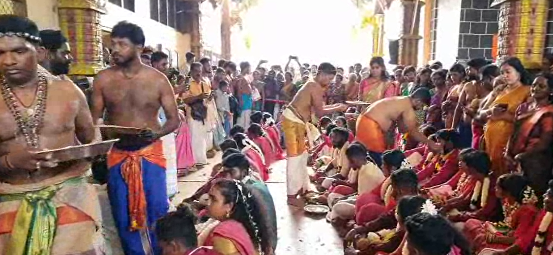 ජෝඩු 108 ක් එකම දින – එකම තැන විවාහ වූ මංගල්ලය ජෝඩු 108 ක් එකම දින – එකම තැන විවාහ වූ මංගල්ලය