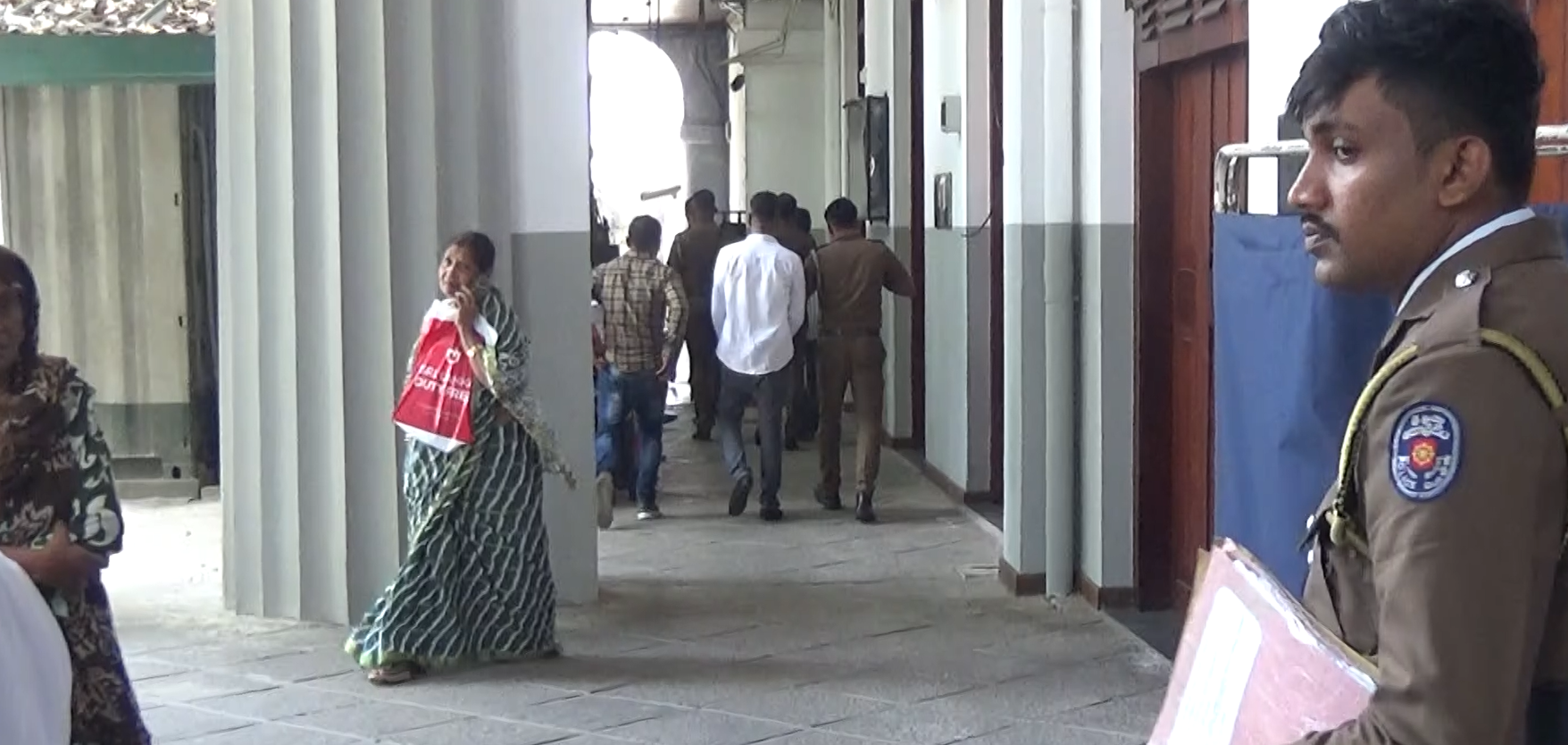 වසර 17 කට පසු ග්රෑන්ඩ්පාස් මිනීමැරුමේ විත්තිකරුවන් 02 කට මරණ දඩුවම වසර 17 කට පසු ග්රෑන්ඩ්පාස් මිනීමැරුමේ විත්තිකරුවන් 02 කට මරණ දඩුවම