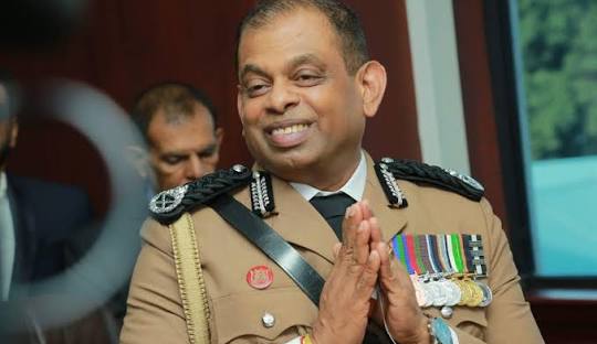 පොලිස්පති දේශබන්දු ධූරයෙන් ඉවත් කිරීම පර්ලිමේන්තුවේ සම්මතයි