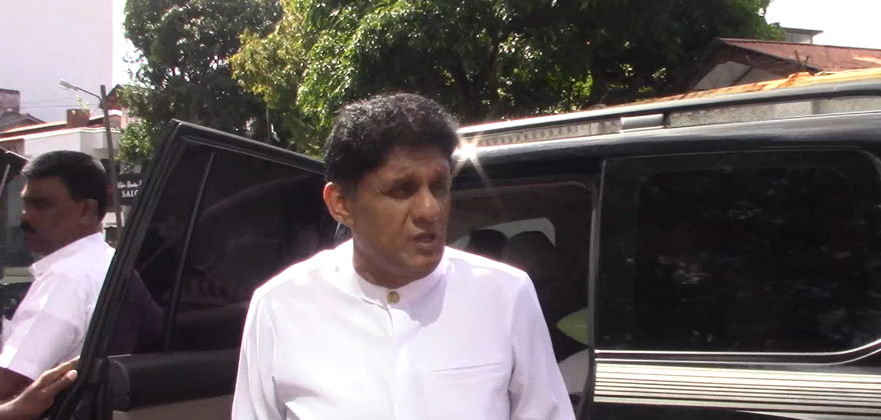 සජිත් – රනිල් බලන්න අදත් ගිහින් ආණ්ඩුවට දීපු පනිවිඩය (VIDEO) සජිත් – රනිල් බලන්න අදත් ගිහින් ආණ්ඩුවට දීපු පනිවිඩය (VIDEO)