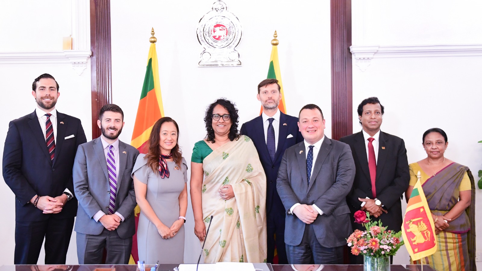 ඇමෙරිකා කොංග්රස් මණ්ඩලයේ නියෝජිත පිරිසක් අගමැතිනිය හමුවේ ඇමෙරිකා කොංග්රස් මණ්ඩලයේ නියෝජිත පිරිසක් අගමැතිනිය හමුවේ