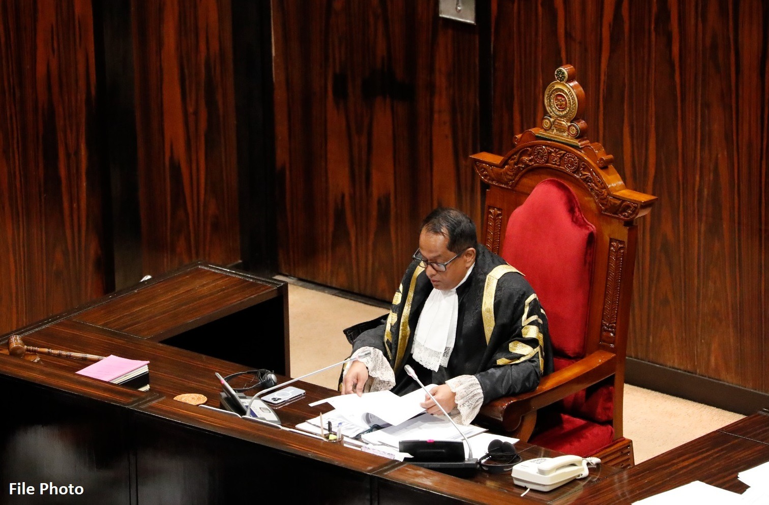 හිටපු ජනාධිපතිවරුන්ගේ හිමිකම් (ඉවත් කිරීමේ) පනත් කෙටුම්පතට තවත් පෙත්සමක 03