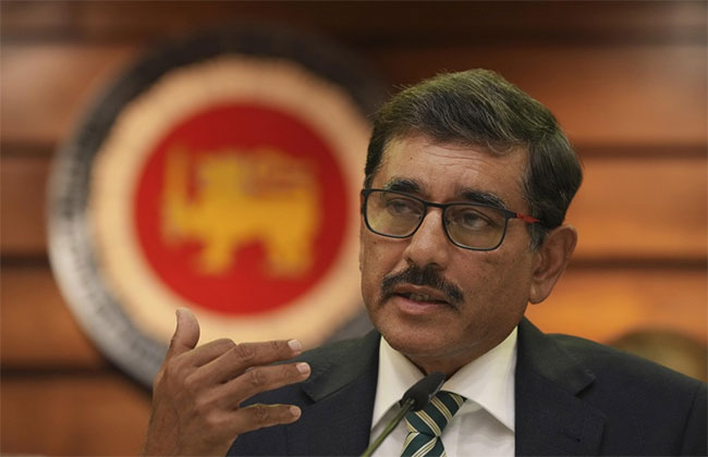 ඇමරිකාව සියයට 44 ක තීරු බද්ධ පැනෙව්වා නම් ලංකාවට වෙන දේ ගැන මහ බැංකු අධිපති දැන් කියන කතාව ඇමරිකාව සියයට 44 ක තීරු බද්ධ පැනෙව්වා නම් ලංකාවට වෙන දේ ගැන මහ බැංකු අධිපති දැන් කියන කතාව