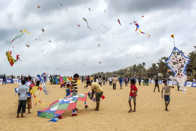 ස්වර්ණ ශ්රී සරුංගල් සැණකෙළිය උත්කර්ෂවත් ලෙස මීගමු වෙරළේ දී ඇරඹෙයි ස්වර්ණ ශ්රී සරුංගල් සැණකෙළිය උත්කර්ෂවත් ලෙස මීගමු වෙරළේ දී ඇරඹෙයි