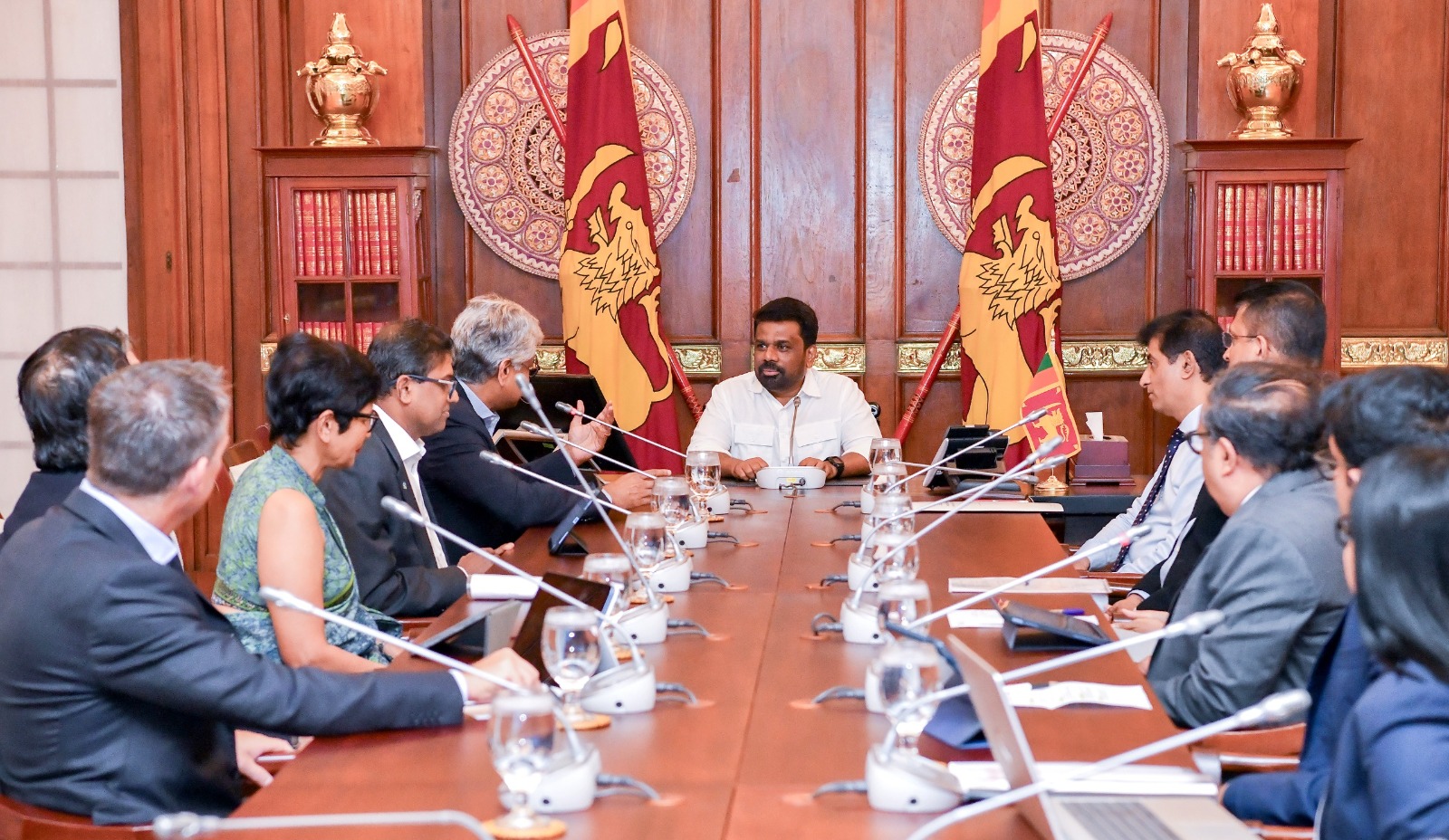 ජනපති ලංකා වාණිජ මණ්ඩලයේ නව නිලධාරි මණ්ඩලය හමුවෙයි