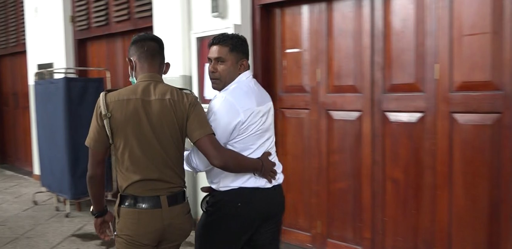 “අලි රොෂාන්ට” වසර 15 ක සිර දඩුවමක් “අලි රොෂාන්ට” වසර 15 ක සිර දඩුවමක්
