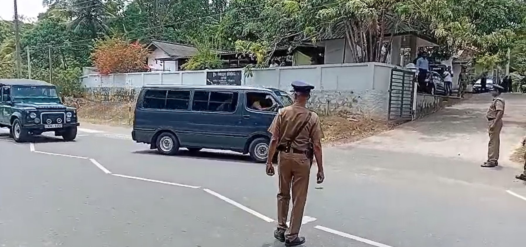 දැඩි රැකවරණ මැද බැකෝ සමන් සහ තැඹිළි ලහිරු වලස්මුල්ල අධිකරණය හමුවට
