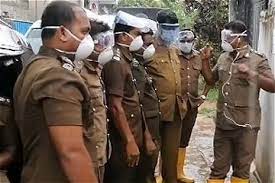 කොළඹ මහ නගර සභාවෙන් පිටකොටුවේ පරිභෝජනයට නුසුදුසු ආහාර ද්රව්ය සුද්දයක් කොළඹ මහ නගර සභාවෙන් පිටකොටුවේ පරිභෝජනයට නුසුදුසු ආහාර ද්රව්ය සුද්දයක්