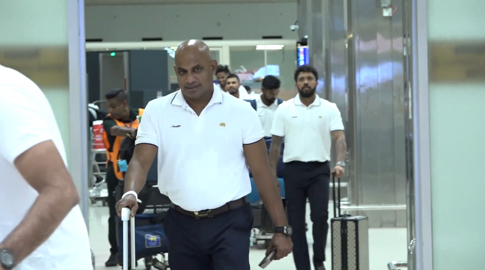ආසියානු කුසලානය අහිමි ශ්රී ලංකා පිල හිස් අතින් දිවයිනට (VIDEO) ආසියානු කුසලානය අහිමි ශ්රී ලංකා පිල හිස් අතින් දිවයිනට (VIDEO)