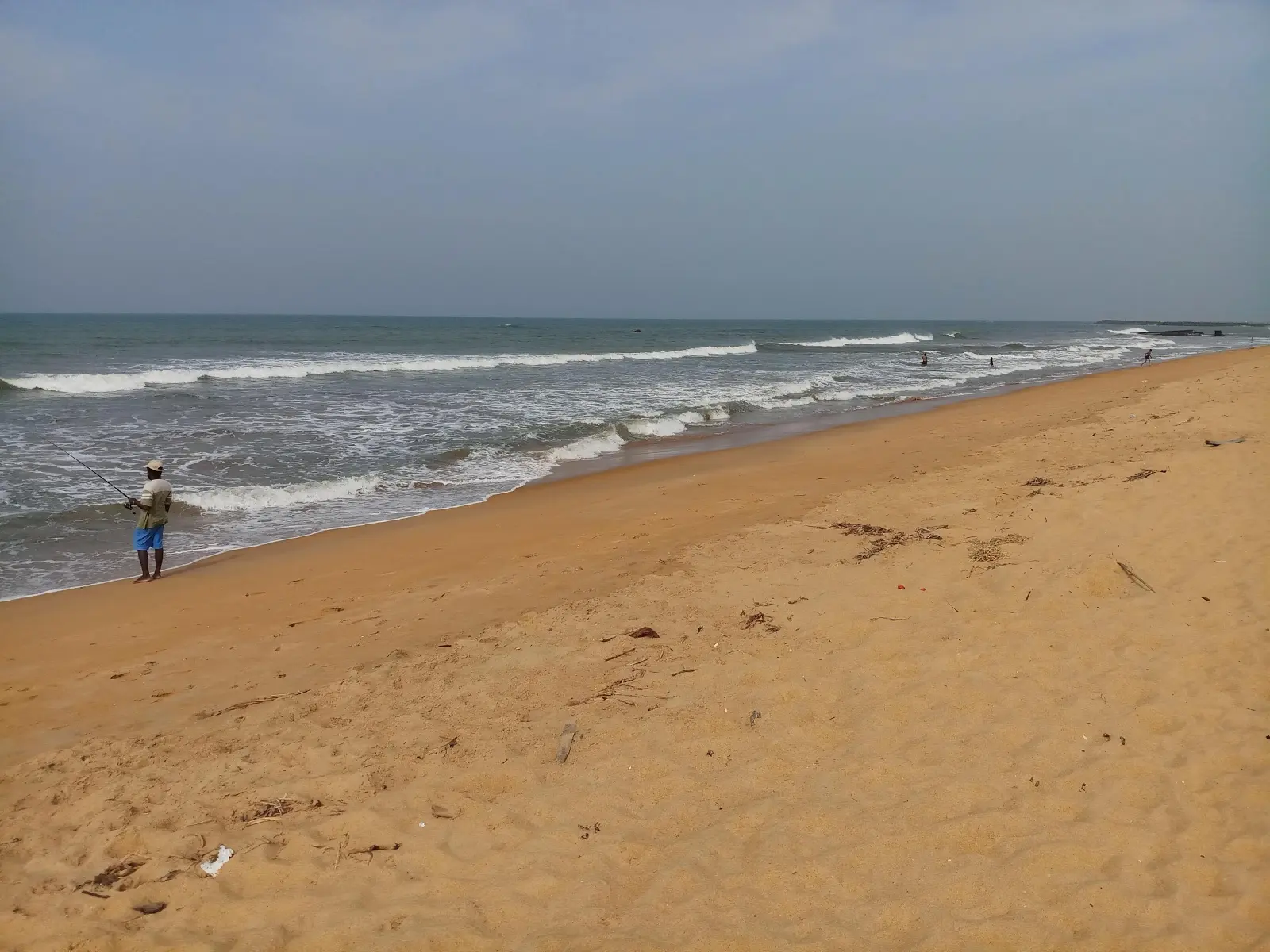 මොරටුව – එගොඩ උයන වෙරළට මළසිරුරක් ගොඩ ගසයි