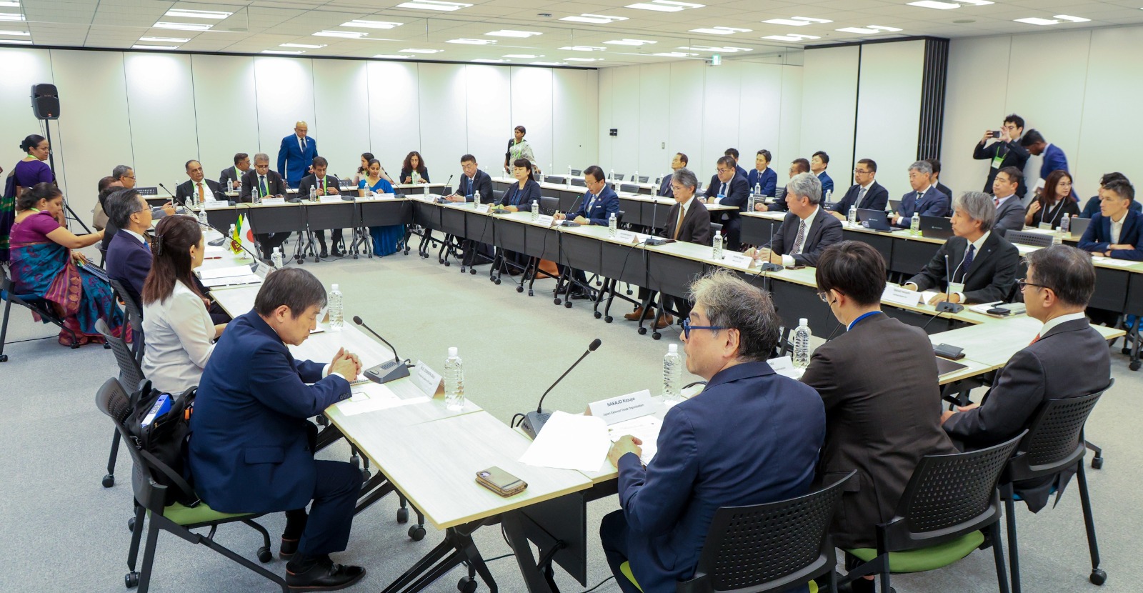 ජනපති – ජපාන සහ ශ්‍රී ලාංකීය ව්‍යාපාරික ප්‍රජාව මුණගැසේ