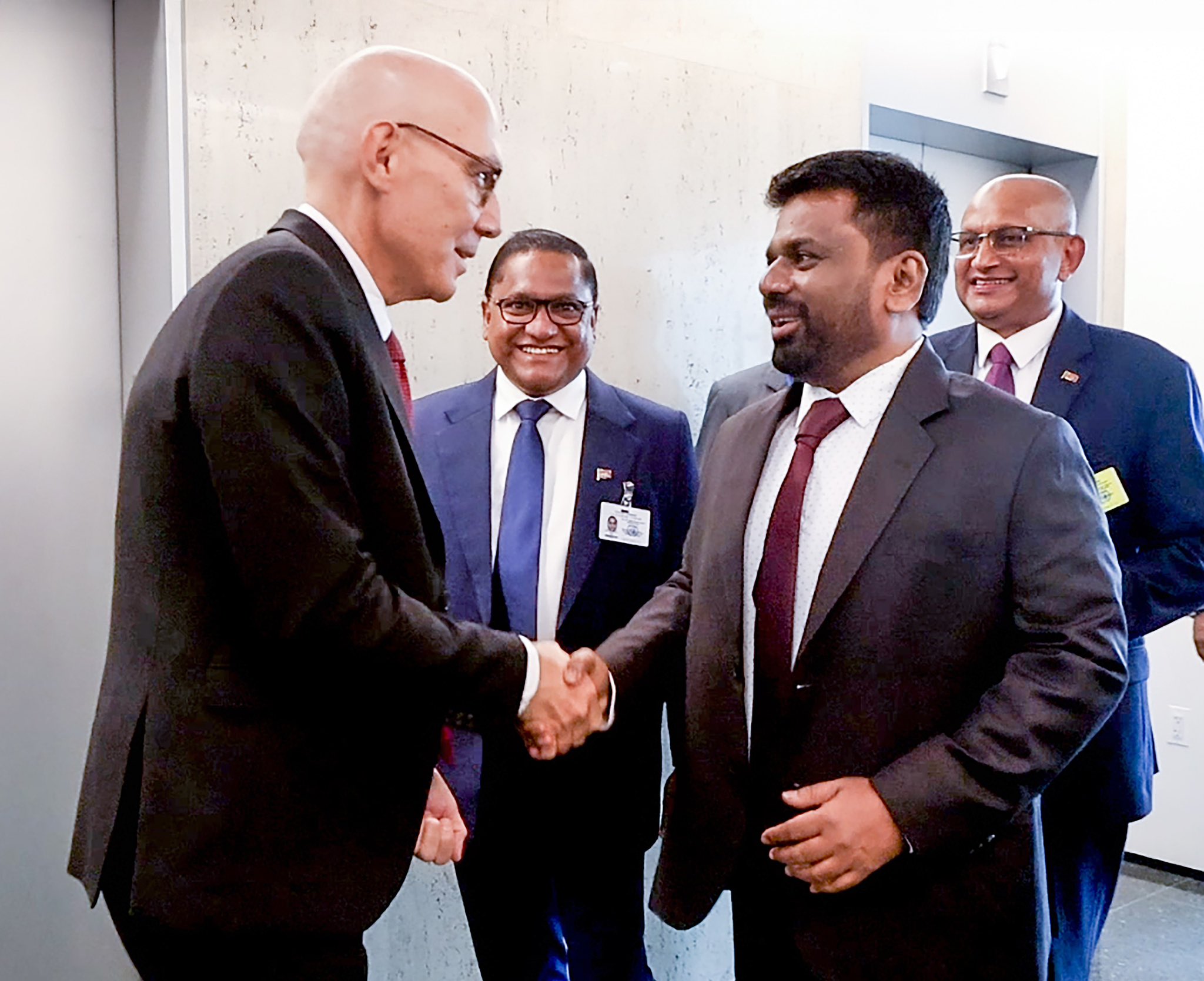 ජනපති ඇමරිකා සංචාරය අතර මානව හිමිකම් මහ කොමසාරිස් මුණ ගැසේ