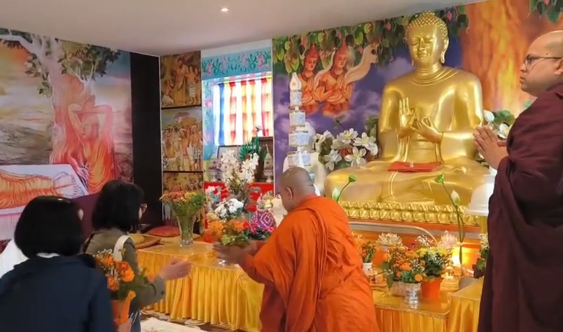 ප්‍රංශයේ ජාත්‍යන්තර බෞද්ධ මධ්‍යස්ථානයේ වාර්ෂික පුණ්‍ය මහෝත්සවය