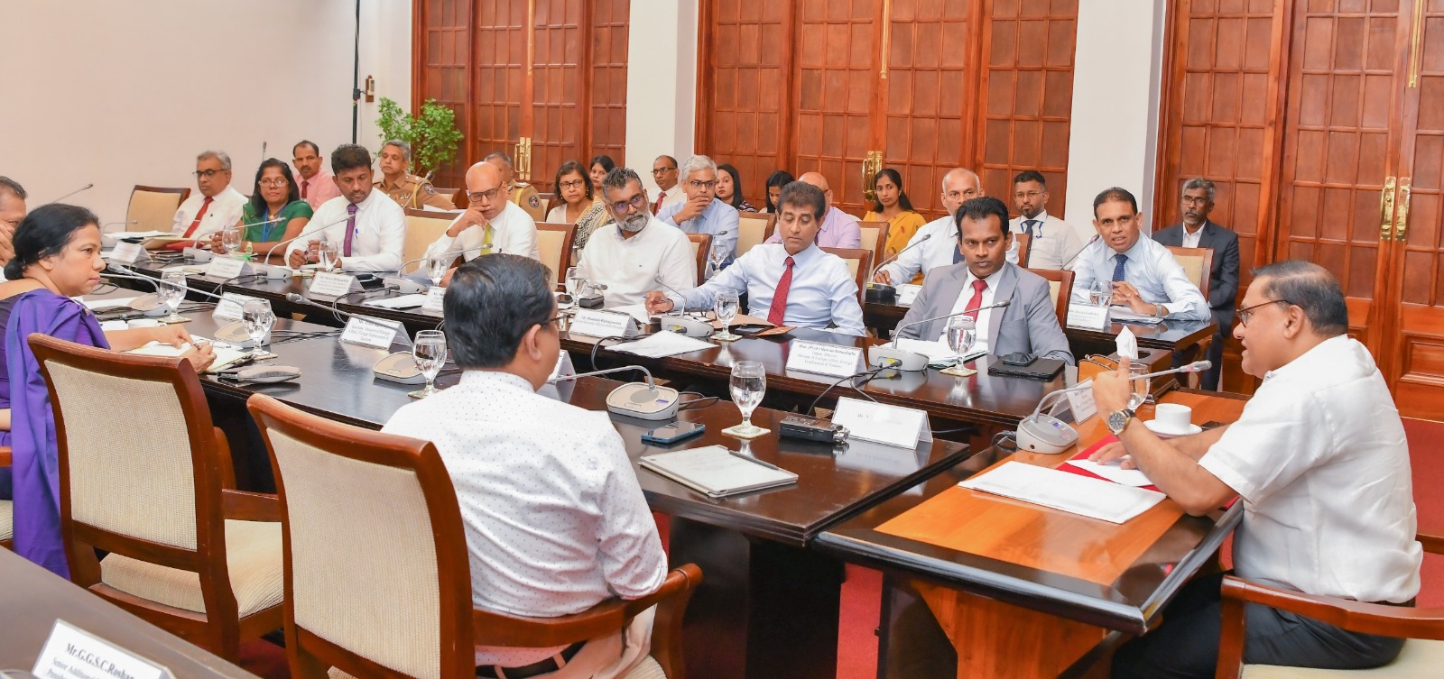 සංචාරක ක්ෂේත්රය ප්රවර්ධනය කිරීමේ අරමුණින් කාර්යසාධක බලකායක් සංචාරක ක්ෂේත්රය ප්රවර්ධනය කිරීමේ අරමුණින් කාර්යසාධක බලකායක්
