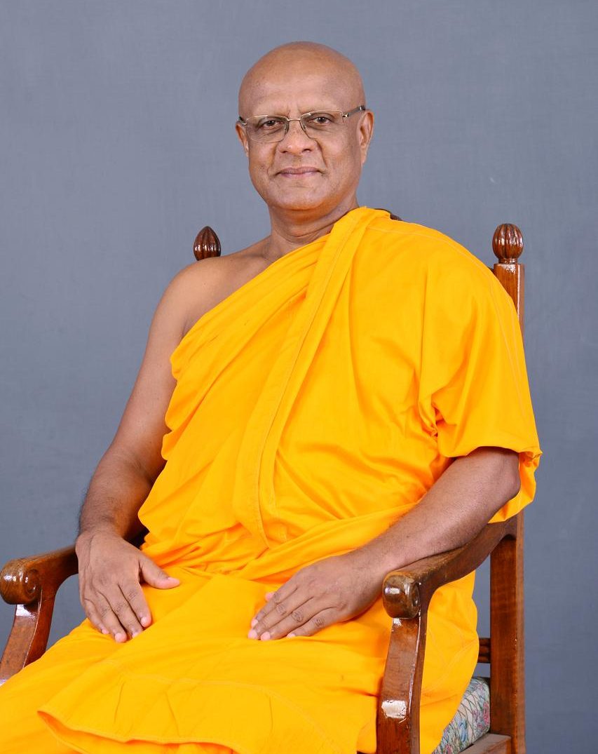 58 වැනි වියට පැමිණෙන මුරුද්දෙණියේ ධම්මරතන නාහිමි. 58 වැනි වියට පැමිණෙන මුරුද්දෙණියේ ධම්මරතන නාහිමි.