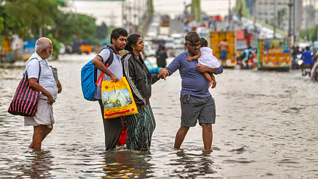 අයහපත් කාලගුණය ගැන අනතුරු ඇඟවීමක් – පුද්ගලයින් 8346ක් පීඩාවට අයහපත් කාලගුණය ගැන අනතුරු ඇඟවීමක් – පුද්ගලයින් 8346ක් පීඩාවට
