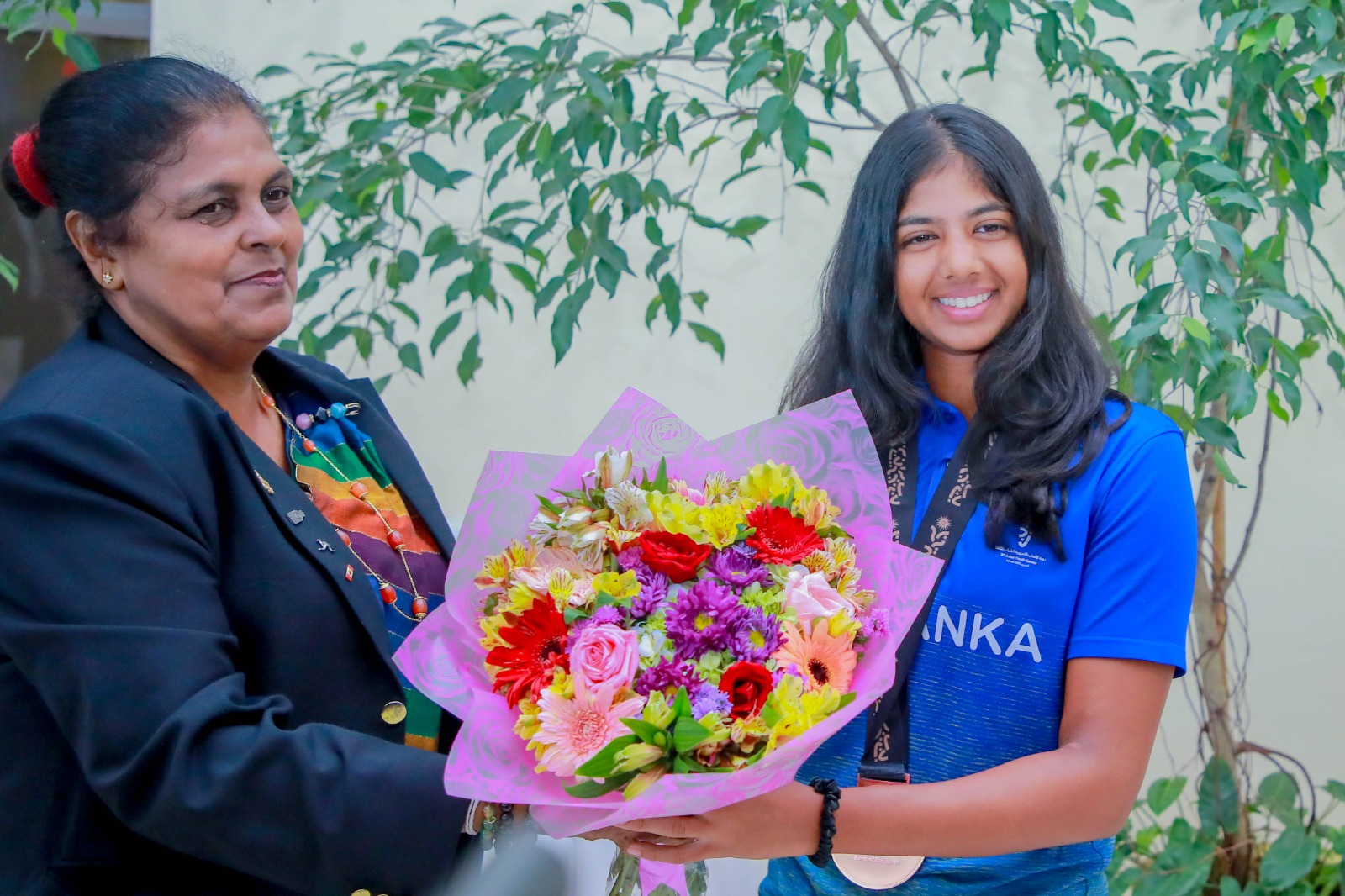 ආසියානු යොවුන් ක්රීඩා උළෙලේ ගොල්ෆ් ලෝකඩ පදක්කමක් දිනාගත් කයා දළුවත්ත  දිවයිනට ආසියානු යොවුන් ක්රීඩා උළෙලේ ගොල්ෆ් ලෝකඩ පදක්කමක් දිනාගත් කයා දළුවත්ත  දිවයිනට