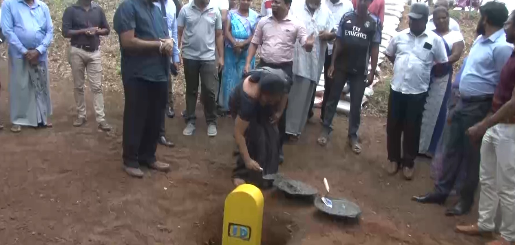 ඉඟිනිමිටිය ජලාශය ආශ්රිත සීමා සලකුණු කිරීමේ වැඩසටහන ඇරඹේ. ඉඟිනිමිටිය ජලාශය ආශ්රිත සීමා සලකුණු කිරීමේ වැඩසටහන ඇරඹේ.