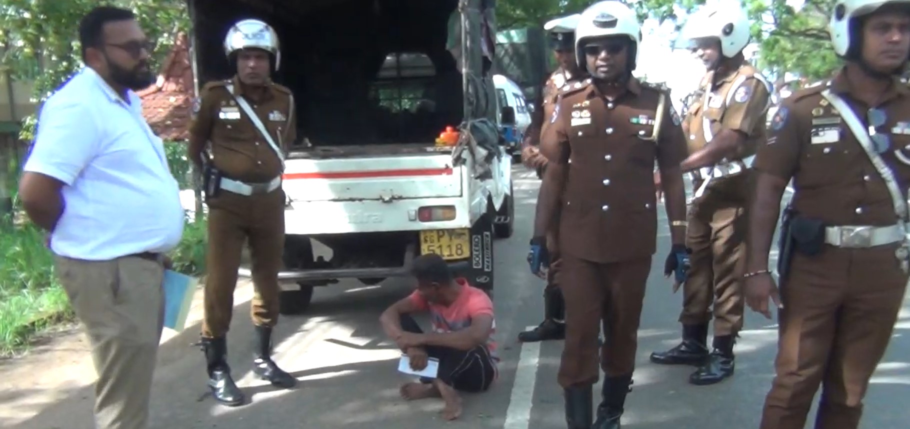 සෙවනගල වාහන පරීක්ෂාවකින් මාර්ගයේ ධාවනයට නුසුදුසු වාහන රැසක් සොයා ගනී