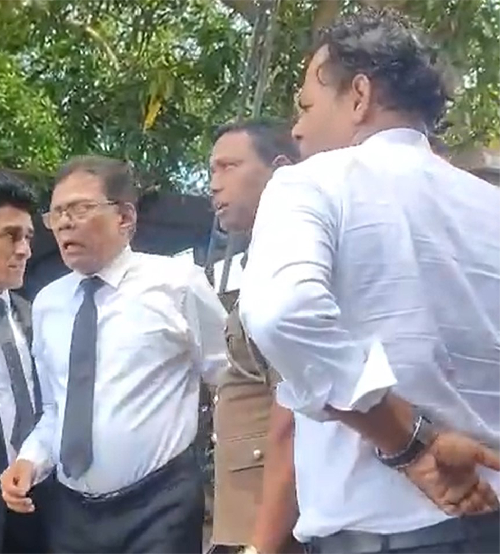 ගල්කිස්ස අධිකරණ භූමියේ දී නීතිඥවරයකු චෝදනා කළ  කොස්තාපල්වරයාට නීතිඥවරයා බැණ තර්ජනය කිරීම ගැනත් පරීක්ෂණයක්