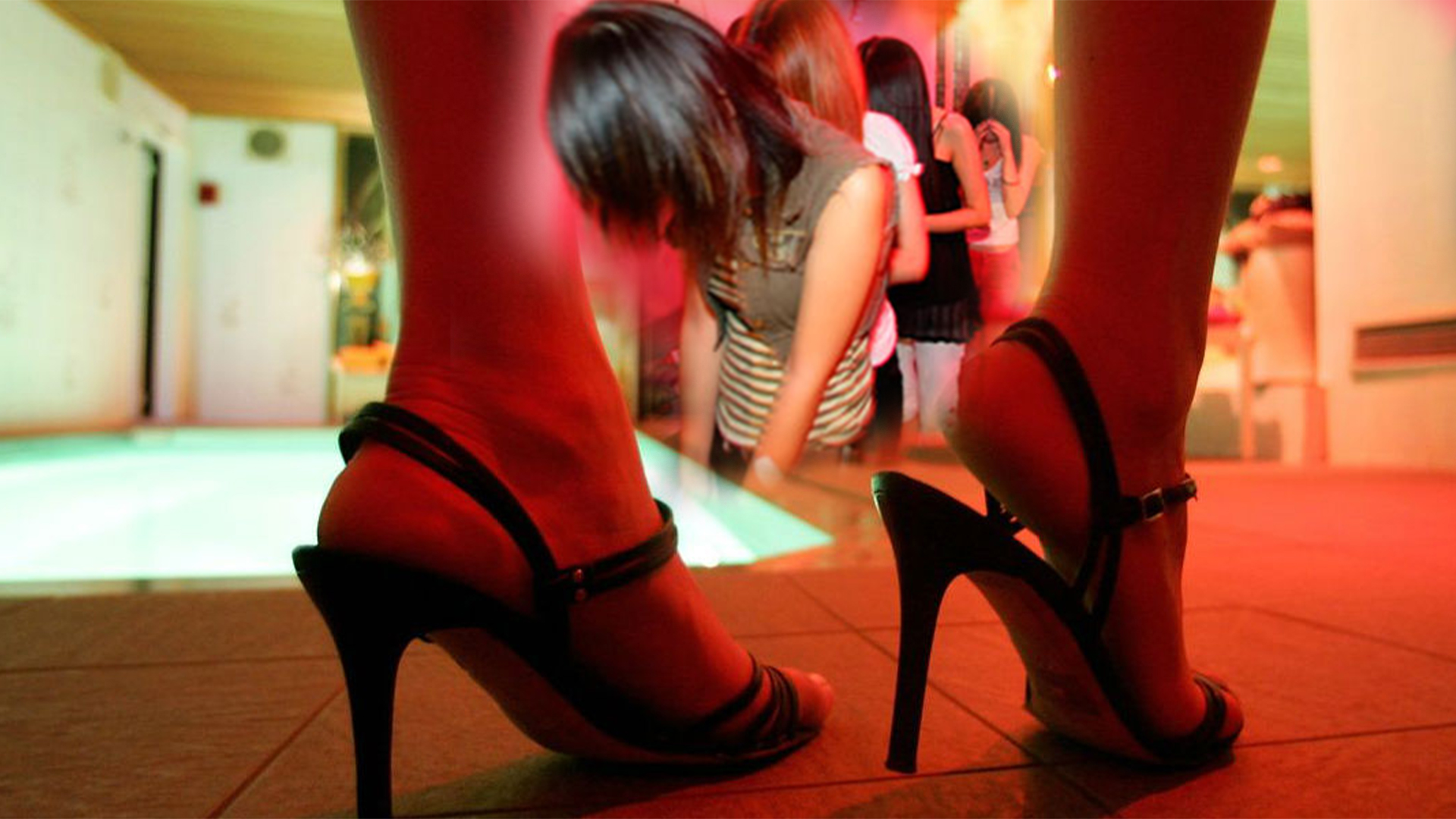 ගල්කිස්සේ “ස්පා” දෙකක් වටලා පිරිමියකු ඇතුලු කාන්තාවන් 5 ක් අල්ලයි ගල්කිස්සේ “ස්පා” දෙකක් වටලා පිරිමියකු ඇතුලු කාන්තාවන් 5 ක් අල්ලයි