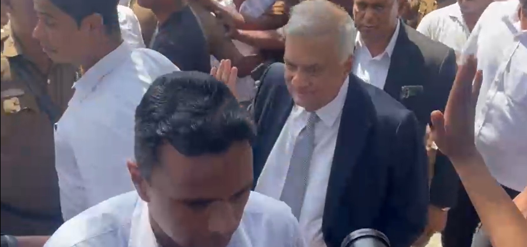 හිටපු  ජනපති රනිල් අධිකරණයට හිටපු  ජනපති රනිල් අධිකරණයට