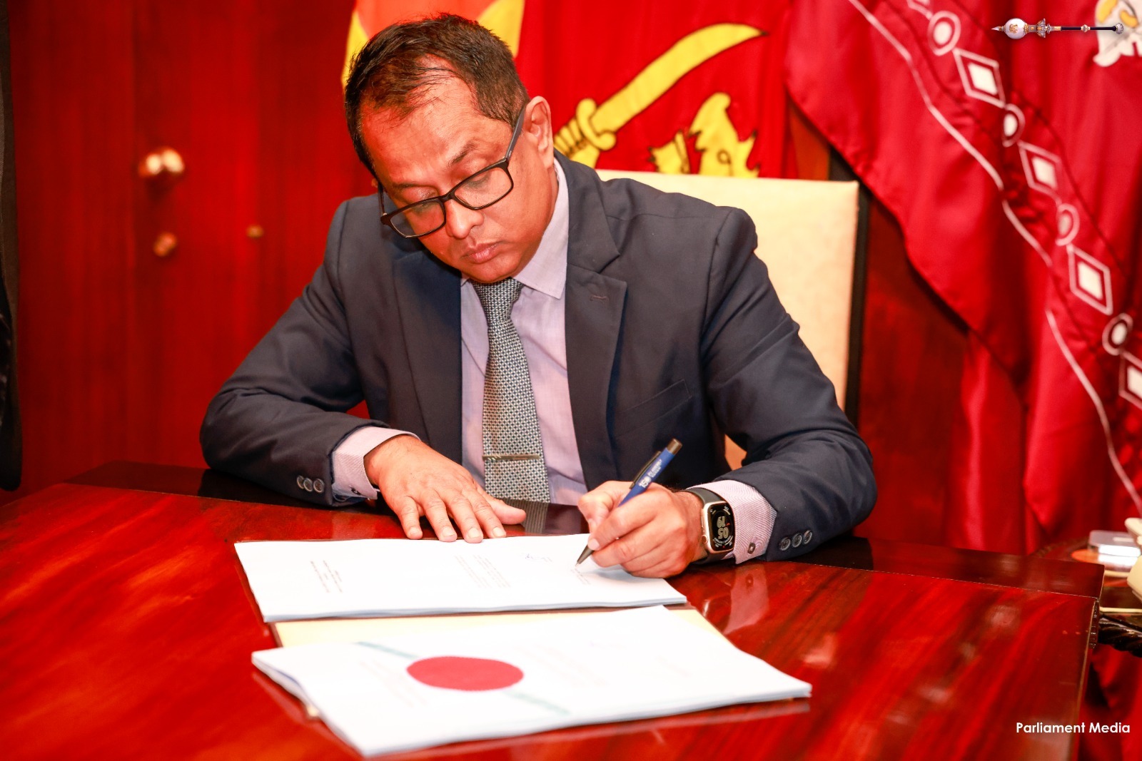 ජාතික ගොඩනැගිලි පර්යේෂණ ආයතන පනත් කෙටුම්පතට කථානායකවරයාගේ සහතිකය