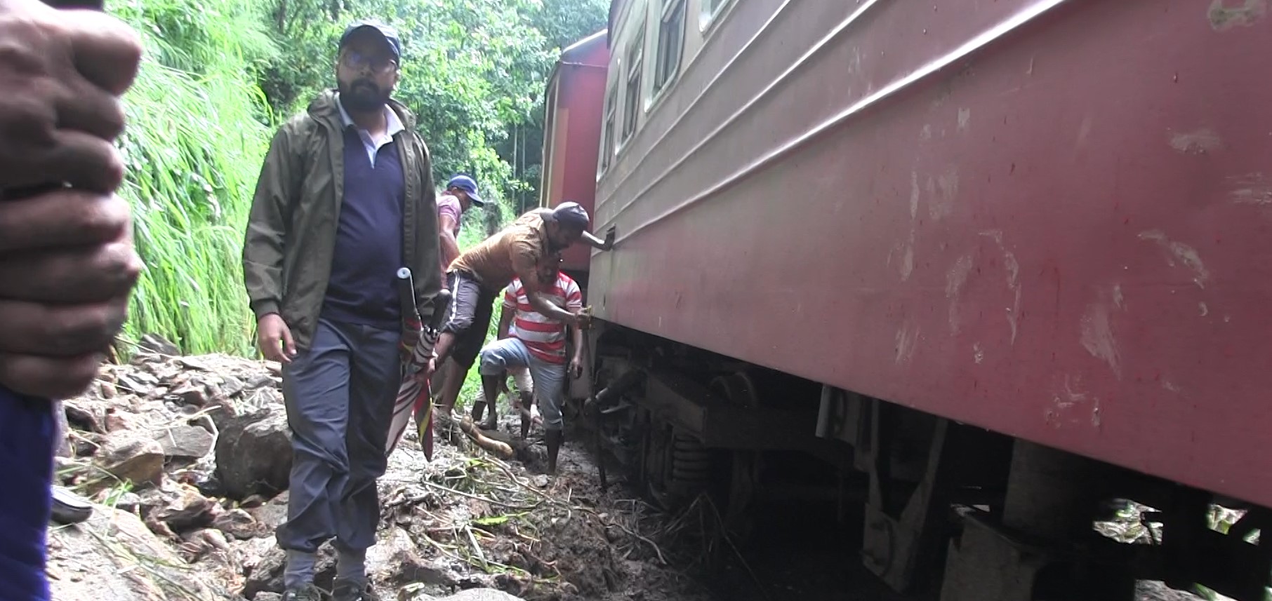 උඩරට දුම්රිය මාර්ගයේ තවත් දුම්රිය ගමන්වාර 07 ක් අවලංගුයි උඩරට දුම්රිය මාර්ගයේ තවත් දුම්රිය ගමන්වාර 07 ක් අවලංගුයි