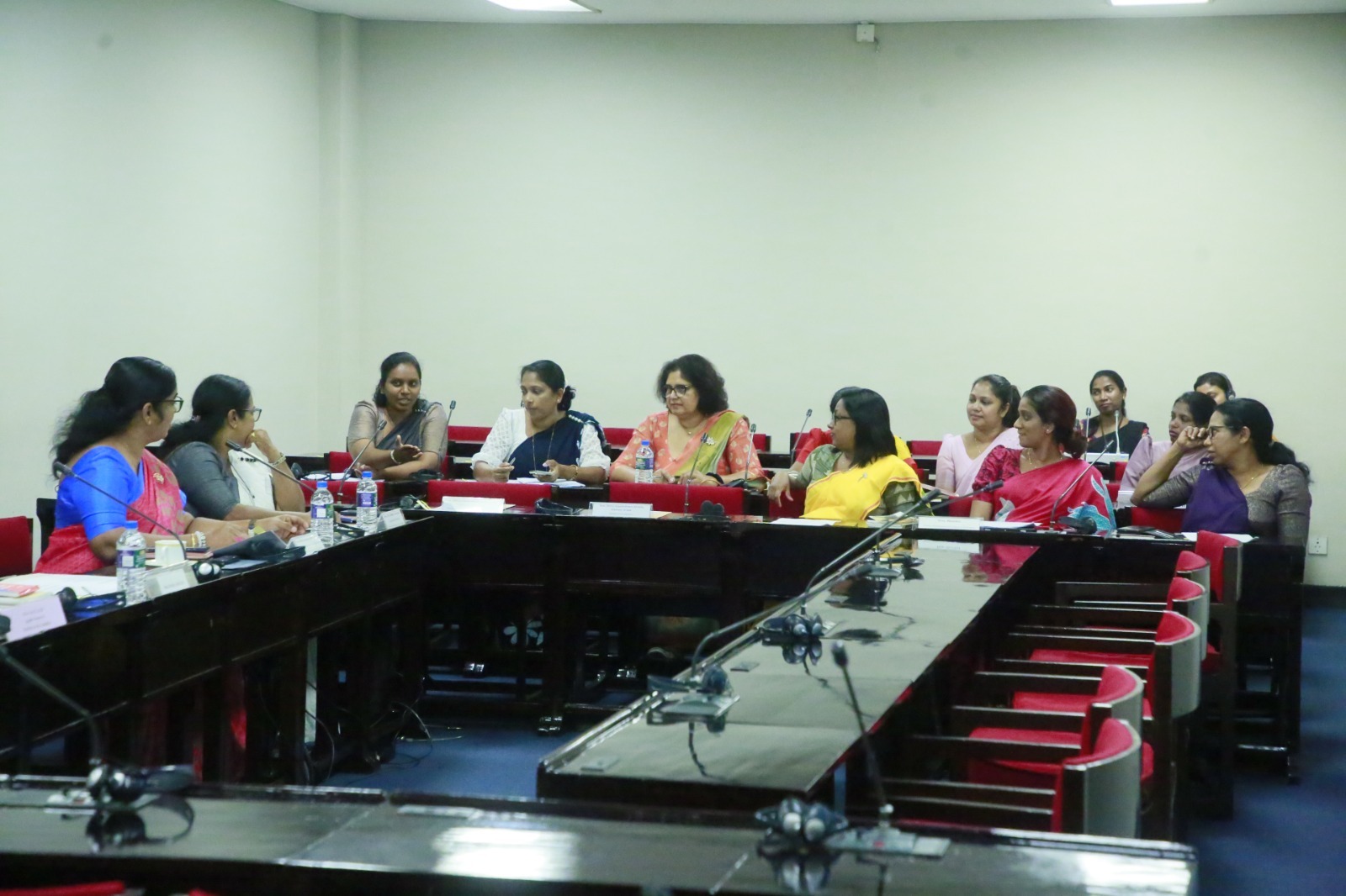 2025 ශ්‍රී ලංකාවේ ස්ත්‍රී – පුරුෂ සමානතාවයේ පසු බෑමක් – එක්සත් ජාතීන්ගේ කාන්තාවන් වැඩසටහන පවසයි