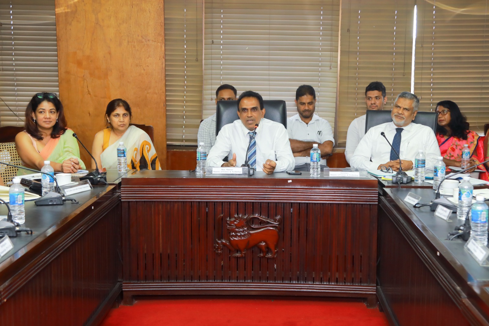ලාංකේය වෛද්ය ක්ෂේත්රය අනාගතයට රැගෙන යන්න සියල්ල සූදානම් ලාංකේය වෛද්ය ක්ෂේත්රය අනාගතයට රැගෙන යන්න සියල්ල සූදානම්