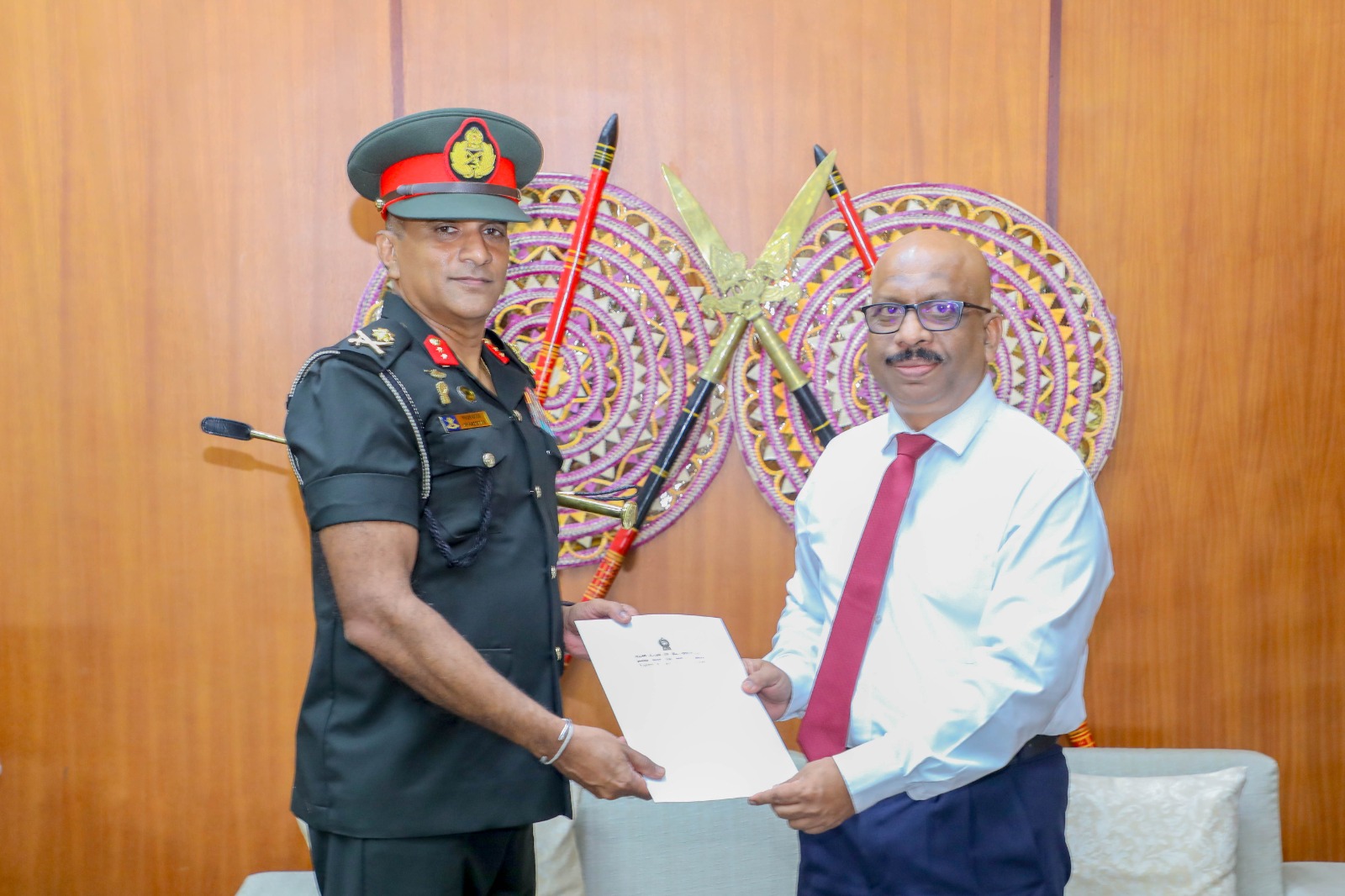 දියගම ජාත්යන්තර ක්රීඩා සංකීර්ණයට නව අධ්යක්ෂක ජනරාල්වරයෙක් දියගම ජාත්යන්තර ක්රීඩා සංකීර්ණයට නව අධ්යක්ෂක ජනරාල්වරයෙක්
