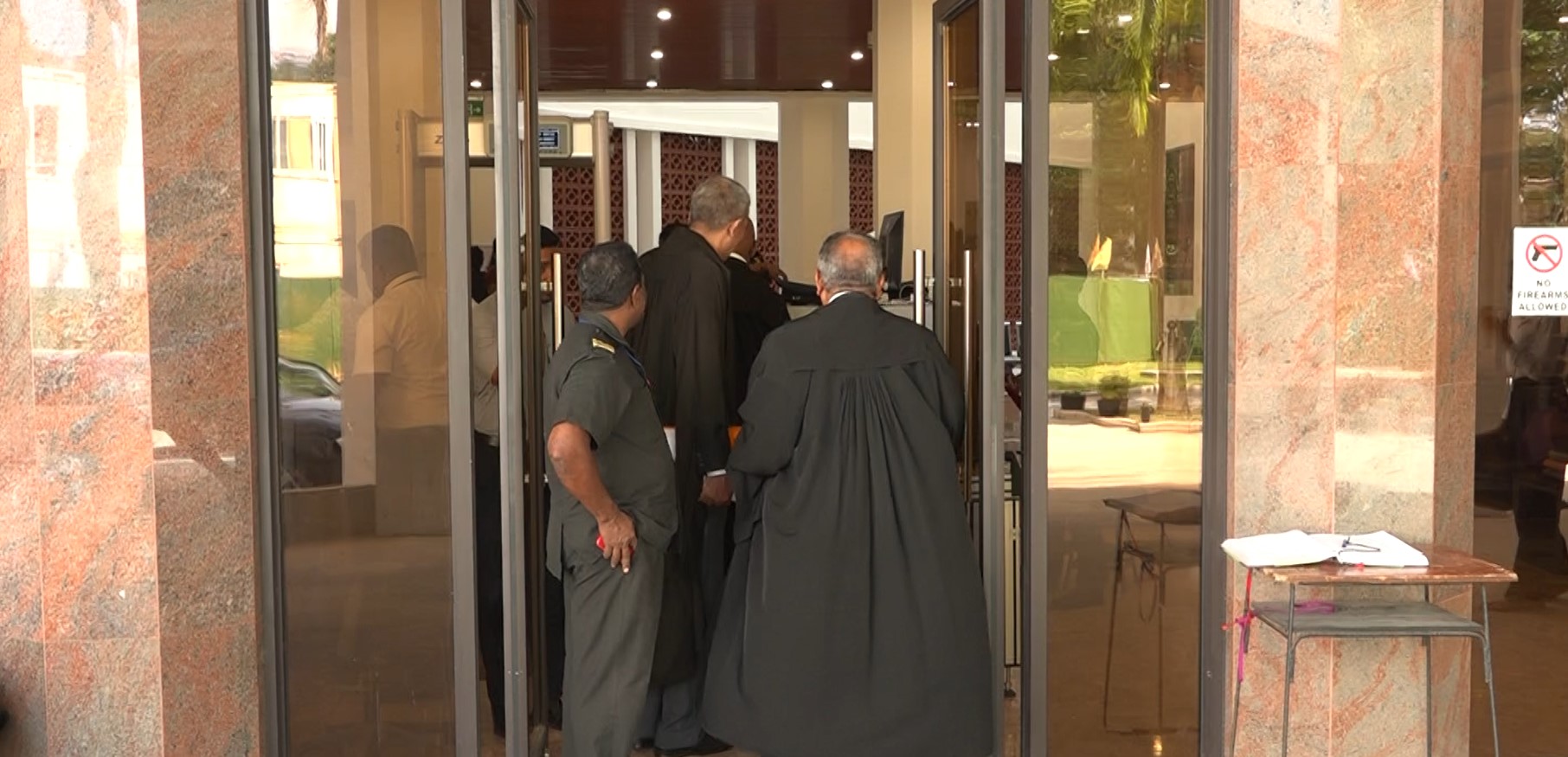 යාපනයේ  වායු දූෂණය අවම කරන්න මෛත්‍රීපාලගෙ කාලෙ ගැසට්ටුවක් ගැන අධිකරණයේ අවධානයට