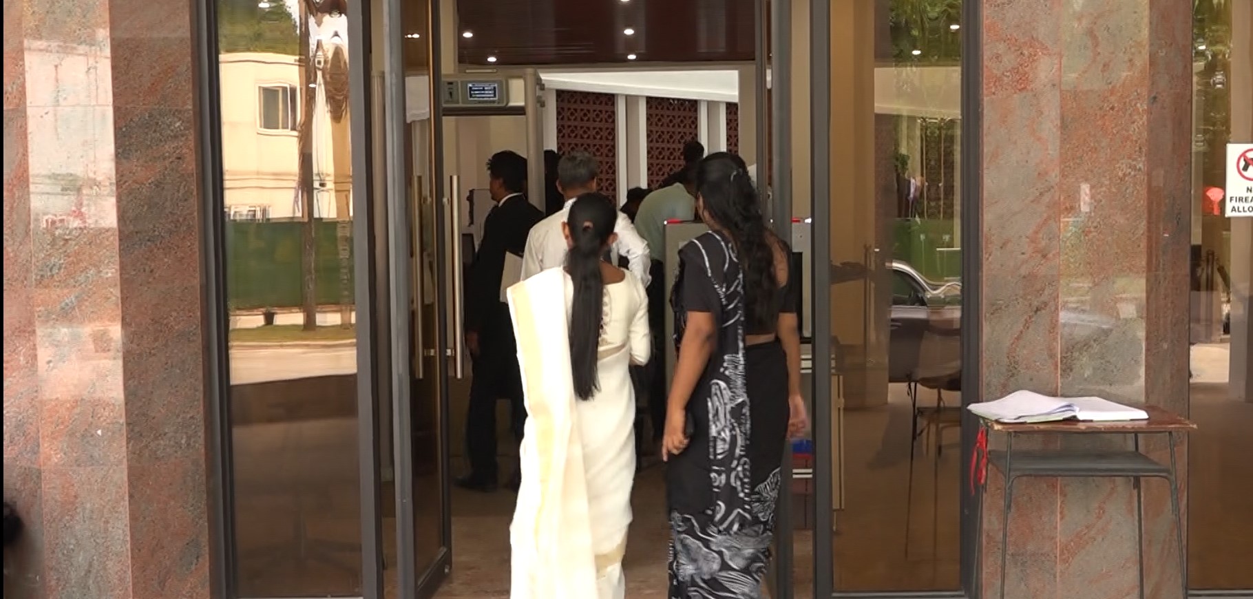 කුඩු සළිඳු ගේ ජාත්‍යන්තර රතු නිවේදනය බලරහිත කිරීමේ නියෝගයක් ඉල්ලා ඉදිරිපත් කළ පෙත්සම් විභාගය ජනවාරි 30