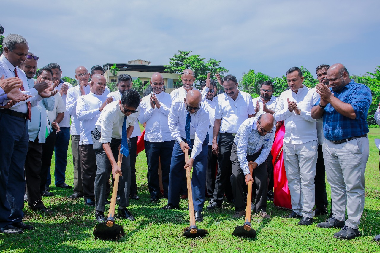 කෝටි 9 කට වැඩි මුදලකින් කවුඩාන මහජන ක්‍රීඩාංගනය නවීකරණය කරයි