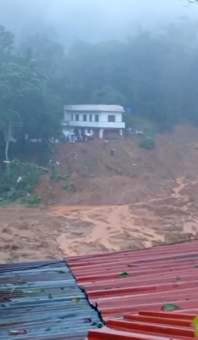 අයහපත් කාලගුණයෙන් මරණ 123 යි – අතුරුදන් 130 ක්- කලාවැව බස් රථයේ සිටි 49 ක් මුදාගනී