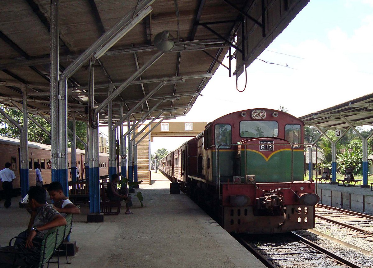 අද මධ්‍යම රාත්‍රියේ සිට දුම්රිය රියදුරන් පිරිසක් වර්ජනයක