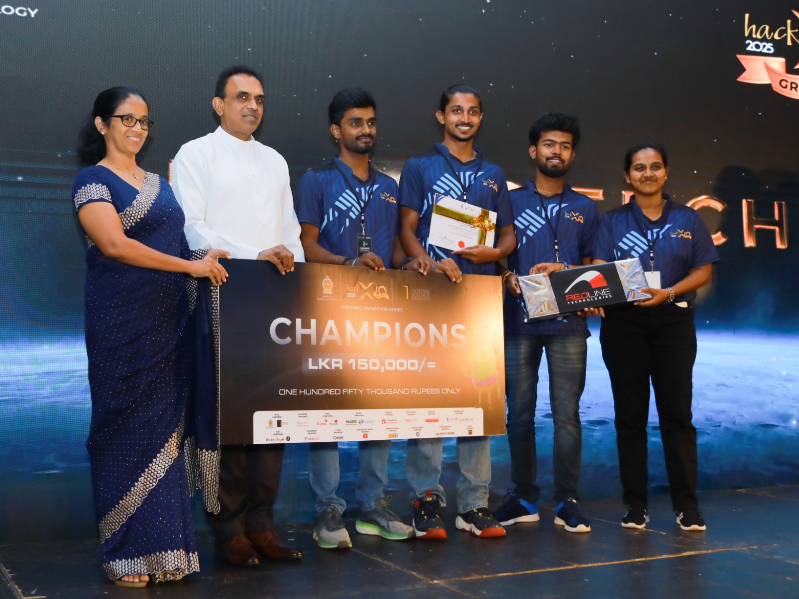 “විද්‍යා හැකතන්” තරගාවලියේ සම්මාන පිරි නැමේ