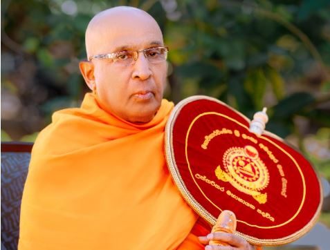 භික්ෂූන් වහන්සේලාට පොලිසිය පහරදුන්නේ කවරෙකුගේ වුවමනාවටද.? ප්රශ්න සහගතයි – කරගොඩ උයන්ගොඩ මෛත්රී මූර්ති මහානාහිමි ජනපතිට ලියයි භික්ෂූන් වහන්සේලාට පොලිසිය පහරදුන්නේ කවරෙකුගේ වුවමනාවටද.? ප්රශ්න සහගතයි – කරගොඩ උයන්ගොඩ මෛත්රී මූර්ති මහානාහිමි ජනපතිට ලියයි