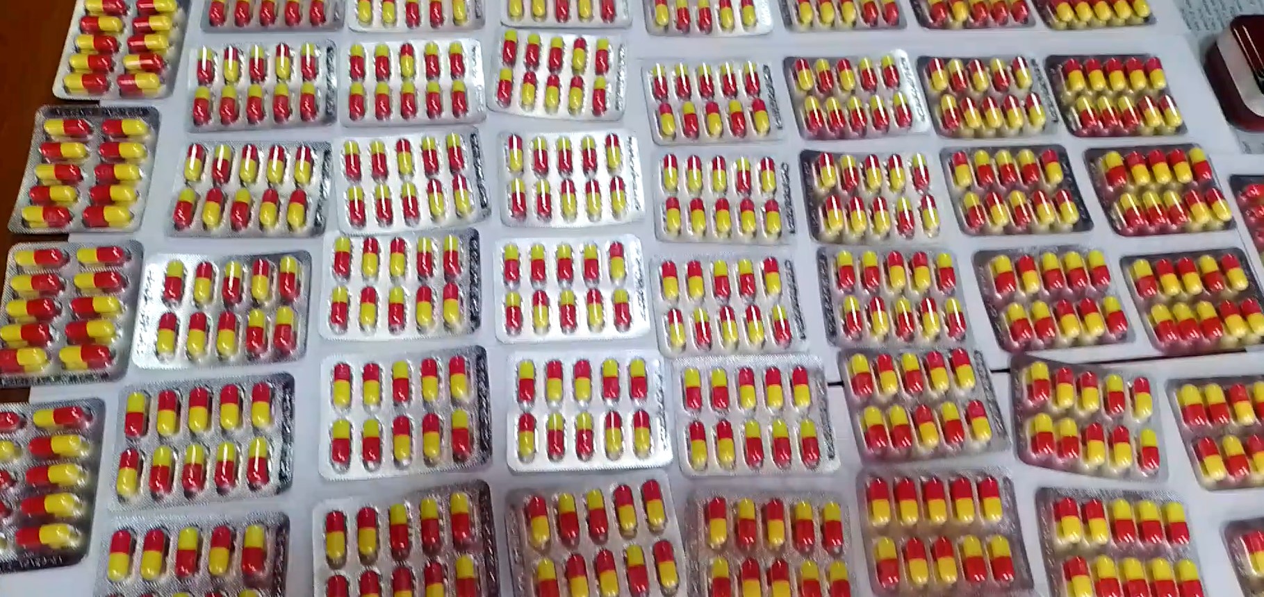 කොට්ටාවෙන් මත් කරල් සහ කුඩු ජාවාරමක් එක්ක දෙදෙනෙක් කොට්ටාවෙන් අල්ලයි කොට්ටාවෙන් මත් කරල් සහ කුඩු ජාවාරමක් එක්ක දෙදෙනෙක් කොට්ටාවෙන් අල්ලයි