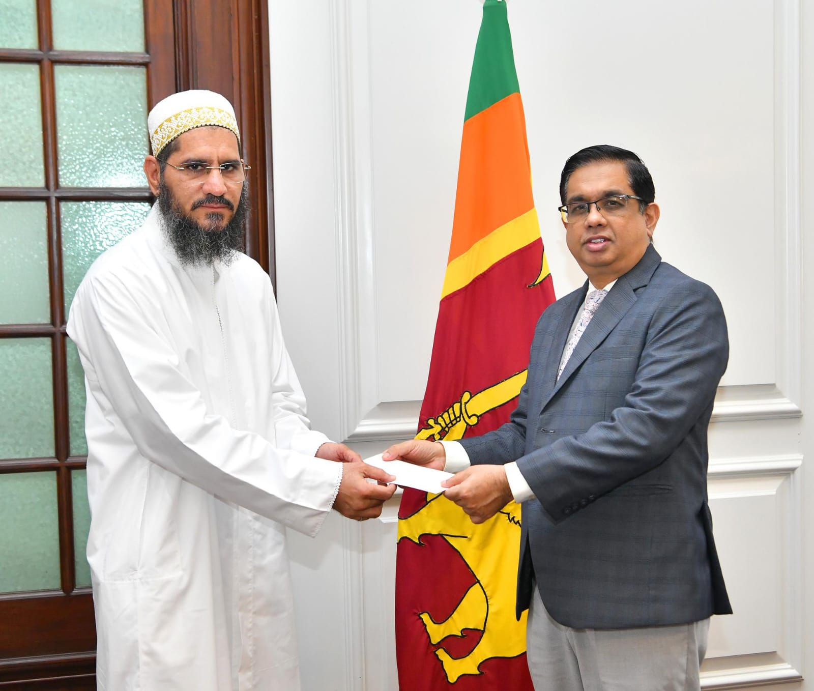 විපතට පත් ජනතාව වෙනුවෙන්  ශ්‍රී ලංකා ඩාවුඩි බෝරා ප්‍රජාව රුපියල් කෝටියක් පිරිනමයි